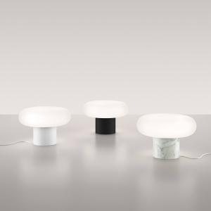 Artemide Itka lampada da tavolo base ceramica nero