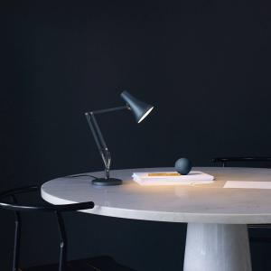 Anglepoise 90 Mini Mini LED da tavolo blu acciaio
