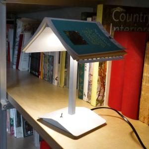 Martinelli Luce Segnalibro - lampada LED da tavolo