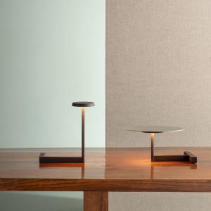 Vibia Flat lampada LED tavolo alta 16 cm grigio L1